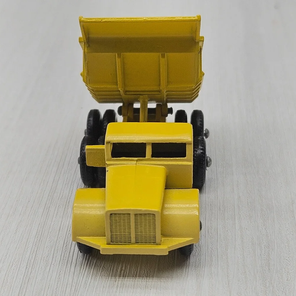 Vintage Matchbox Lesney No 6 Euclid Dump Truck Yellow Made in England Diecast